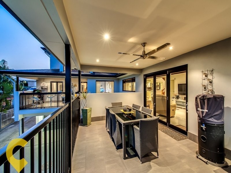 9 Stuart Place, Eight Mile Plains QLD 4113