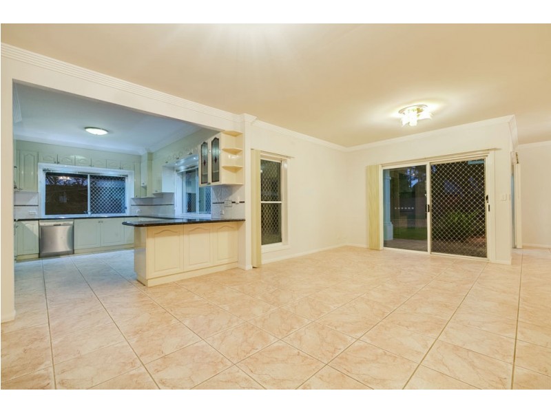 60 Delaney Circuit, Carindale QLD 4152