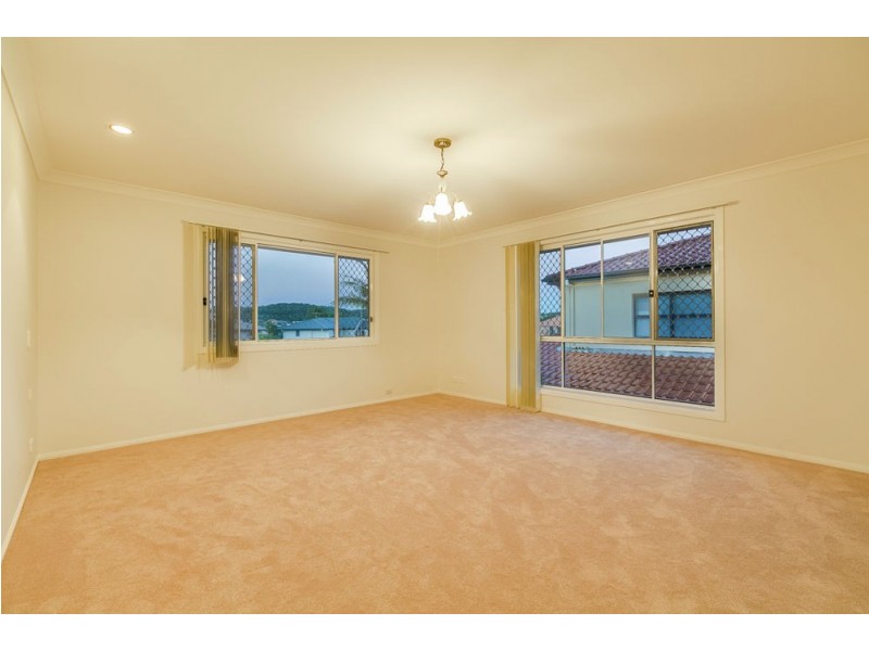 60 Delaney Circuit, Carindale QLD 4152