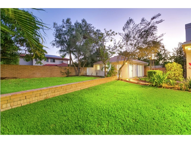 60 Delaney Circuit, Carindale QLD 4152