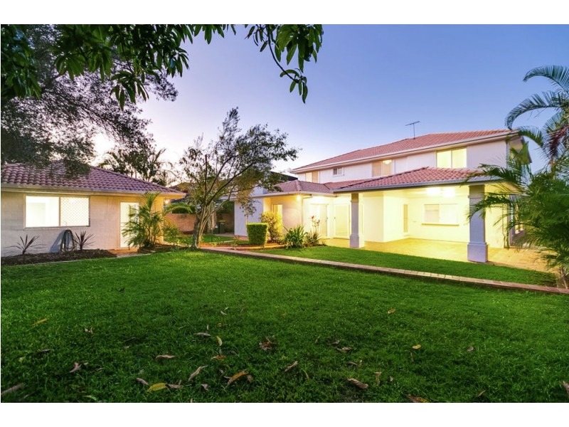 60 Delaney Circuit, Carindale QLD 4152