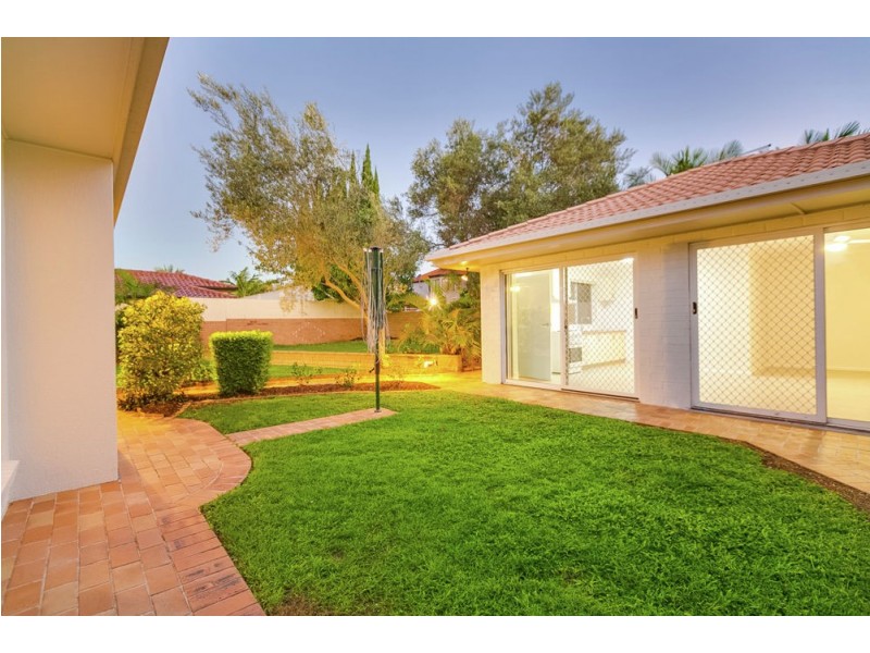 60 Delaney Circuit, Carindale QLD 4152