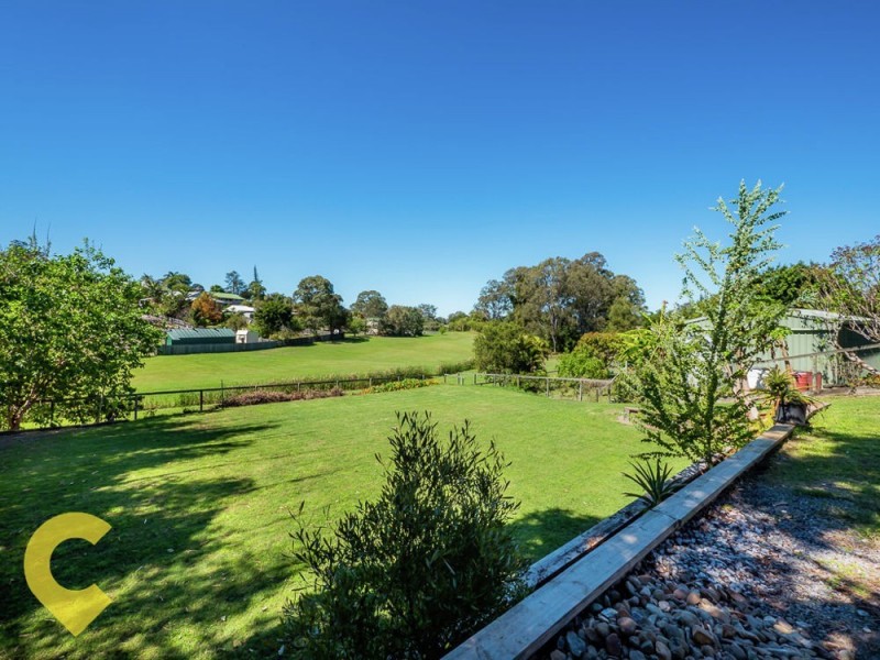 8 Yvonne Crescent, Mount Warren Park QLD 4207