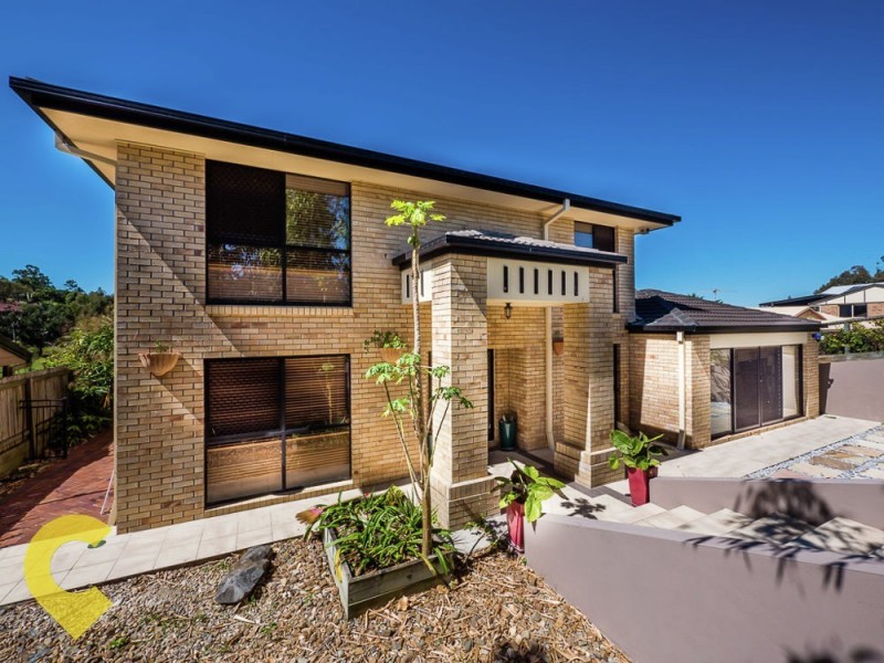 8 Yvonne Crescent, Mount Warren Park QLD 4207