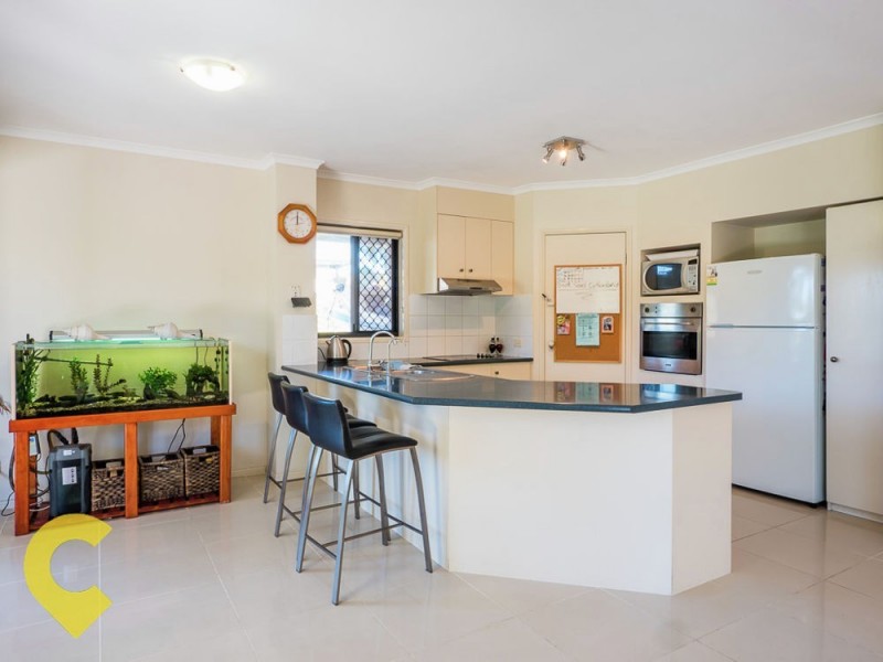 8 Yvonne Crescent, Mount Warren Park QLD 4207