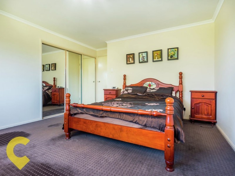 8 Yvonne Crescent, Mount Warren Park QLD 4207