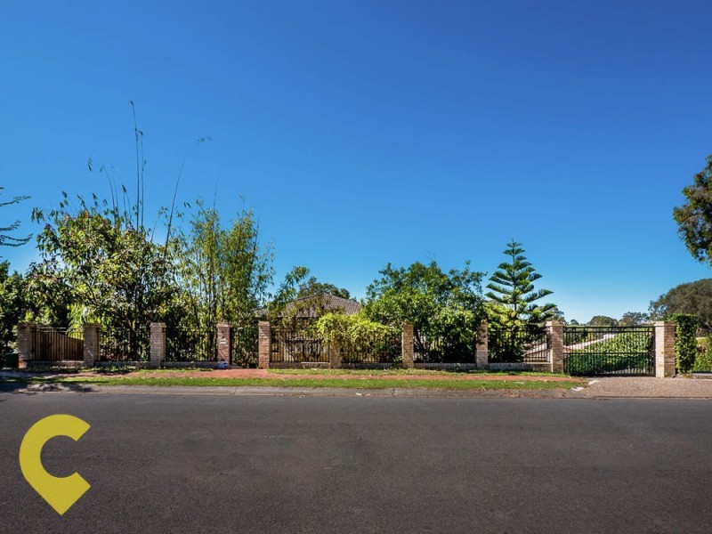 8 Yvonne Crescent, Mount Warren Park QLD 4207