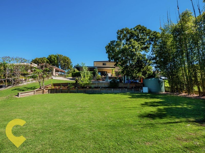 8 Yvonne Crescent, Mount Warren Park QLD 4207