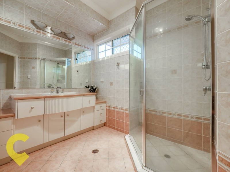 76 Delaney Circuit, Carindale QLD 4152