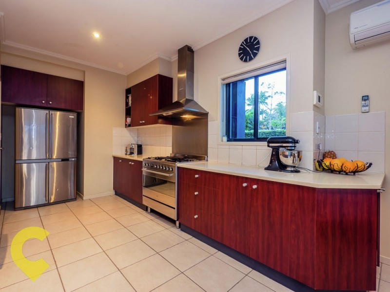2 Ehlers Close, Carindale QLD 4152
