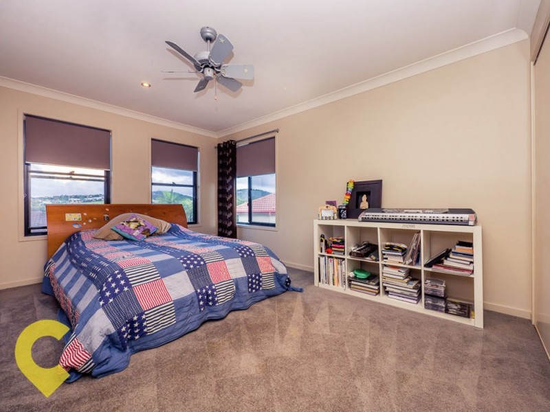 2 Ehlers Close, Carindale QLD 4152