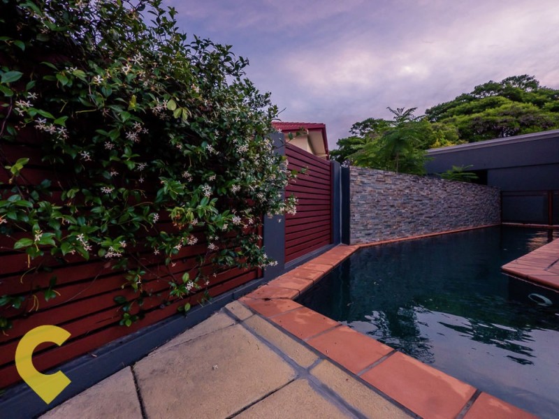 2 Ehlers Close, Carindale QLD 4152