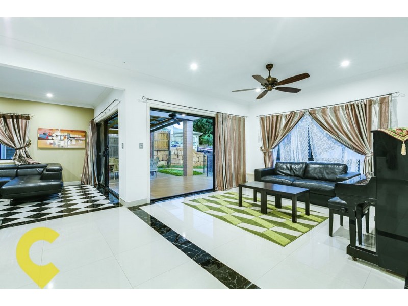 10 Norton Drive, Shailer Park QLD 4128