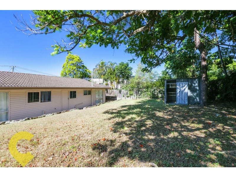 8 Ewinga Street, Kingston QLD 4114