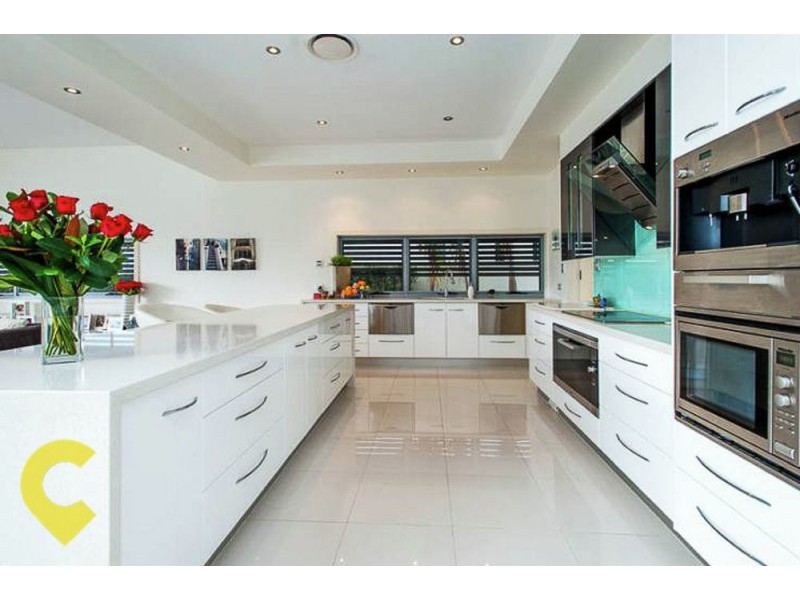 81 The Sovereign Mile, Paradise Point QLD 4216