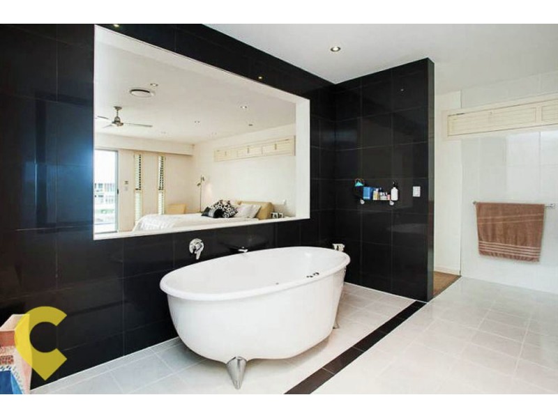 81 The Sovereign Mile, Paradise Point QLD 4216