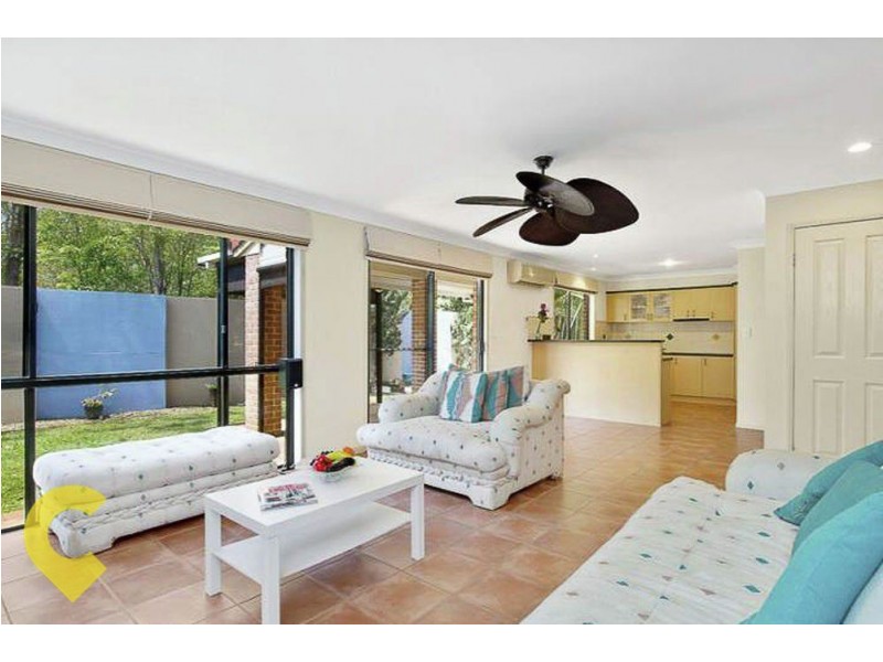 30 Silky Oak Crescent, Carindale QLD 4152