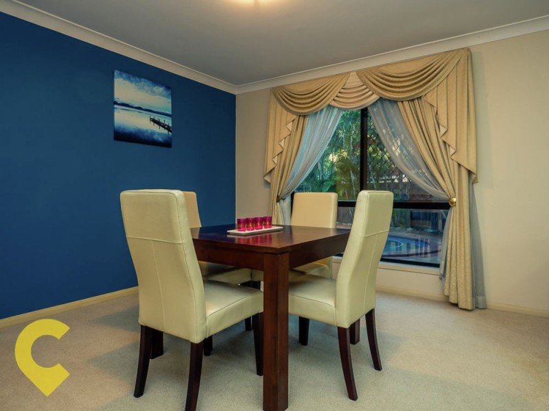 30 Silky Oak Crescent, Carindale QLD 4152