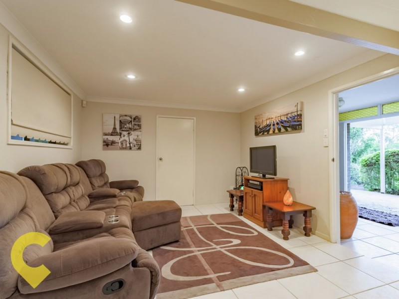 25 Moonarie Street, Sunnybank Hills QLD 4109