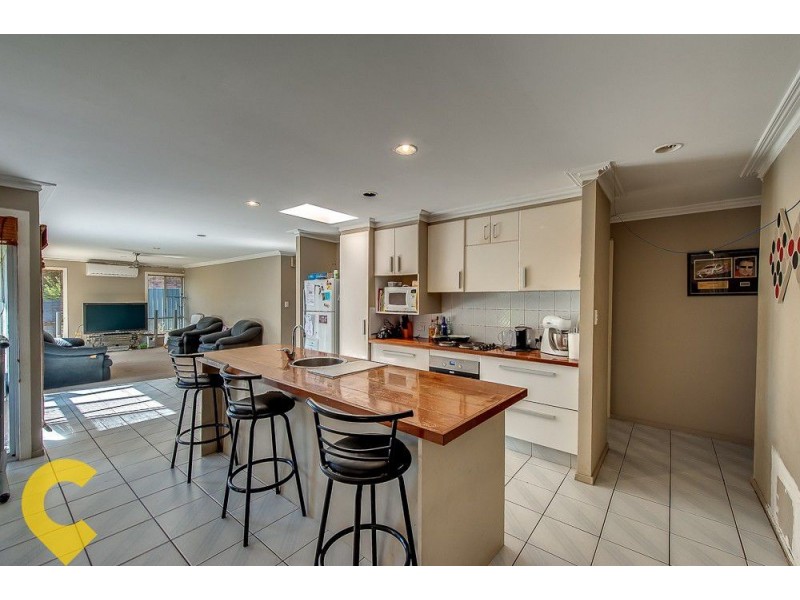 155 Castile Crescent, Edens Landing QLD 4207