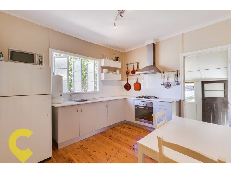 24 Salisbury Road, Ipswich QLD 4305