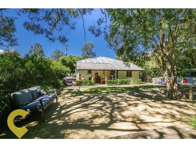 24 Salisbury Road, Ipswich QLD 4305