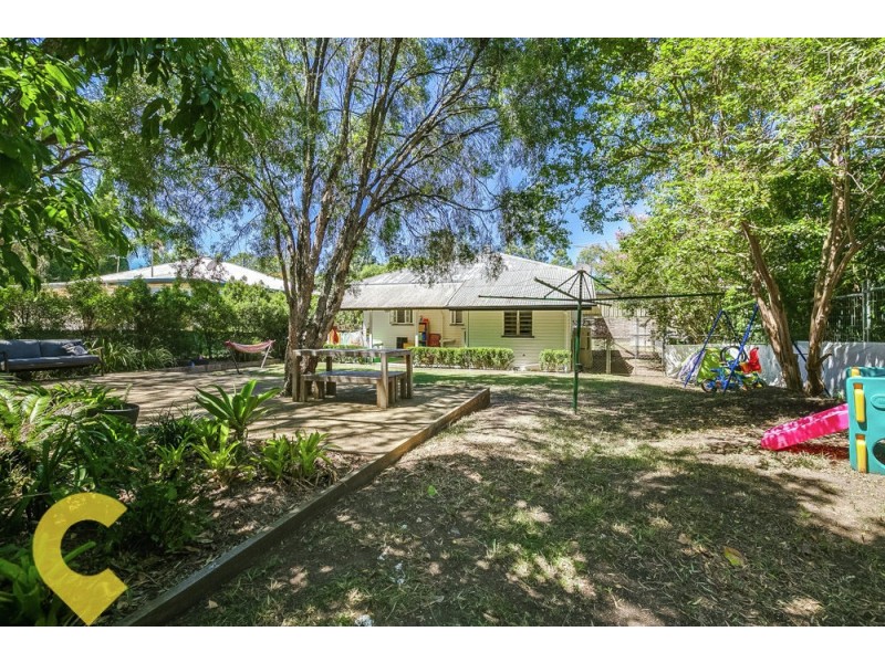 24 Salisbury Road, Ipswich QLD 4305