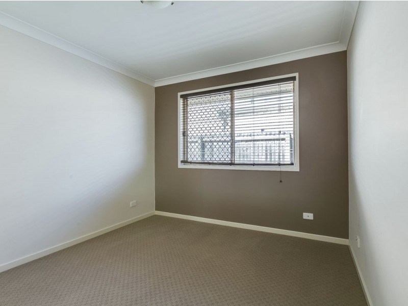 64 Larapinta Circuit, Parkinson QLD 4115