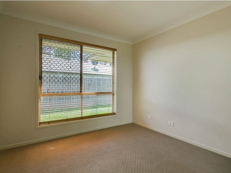 64 Larapinta Circuit, Parkinson QLD 4115