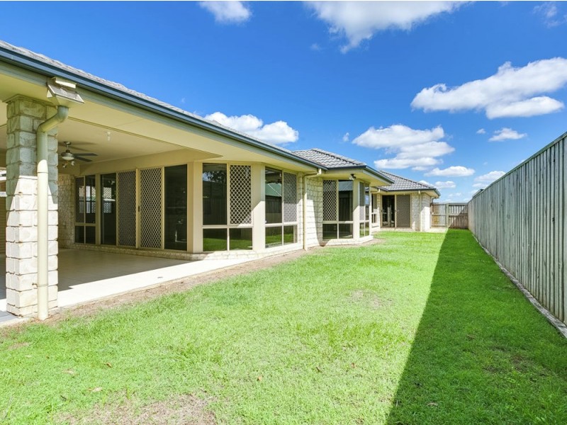 64 Larapinta Circuit, Parkinson QLD 4115