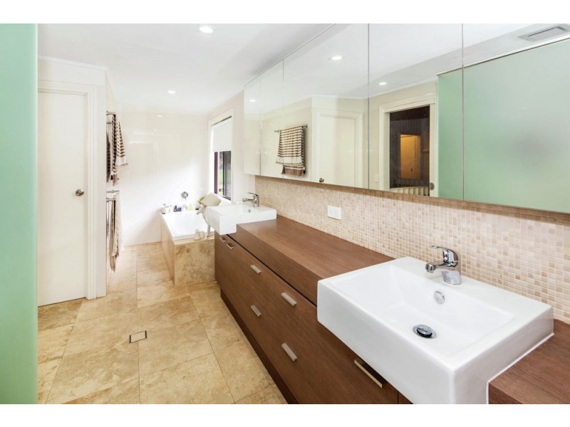 589 Stanmore Road, Luscombe QLD 4207