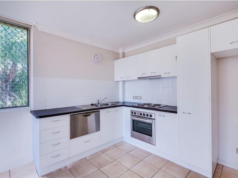 6/29 Lilly Street, Greenslopes QLD 4120
