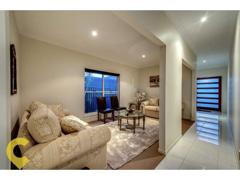 18 Collett Street, Eight Mile Plains QLD 4113