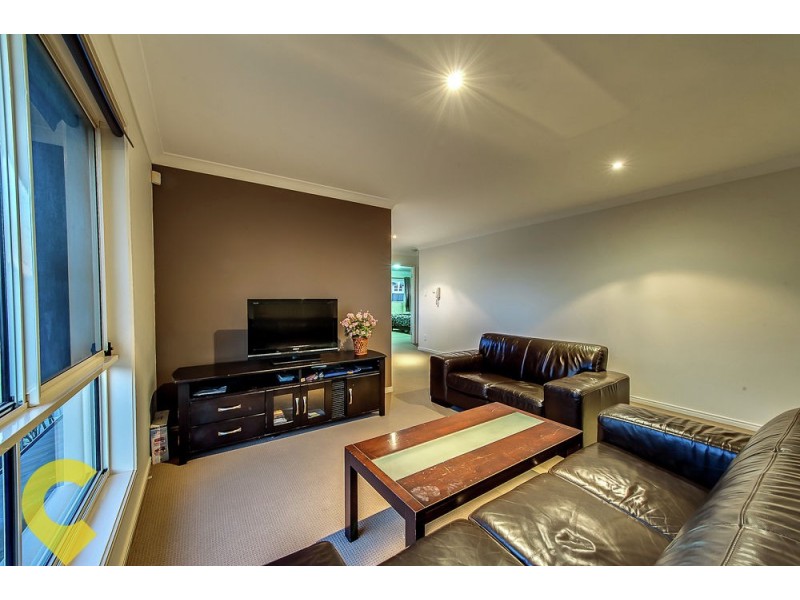 18 Collett Street, Eight Mile Plains QLD 4113