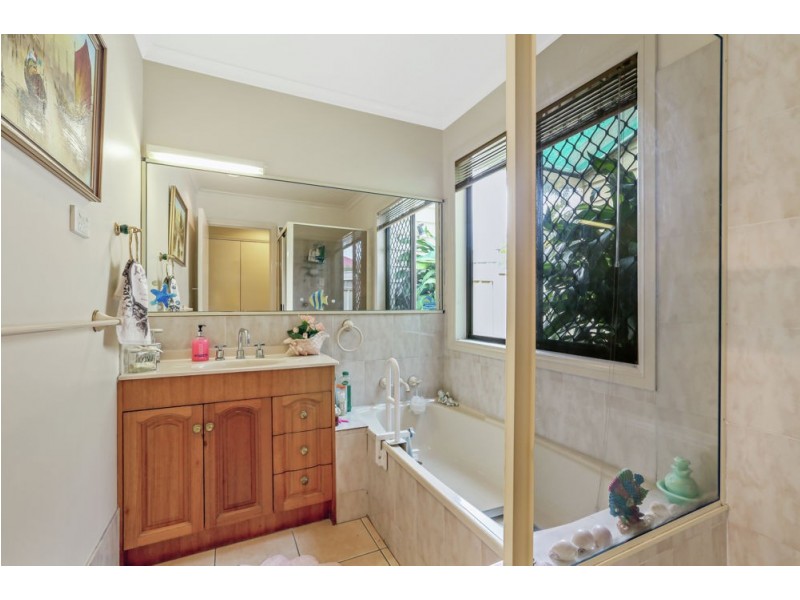 54 Malbon Street, Eight Mile Plains QLD 4113