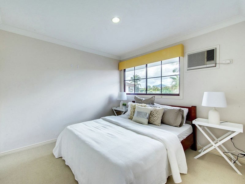 3 Beaulieu Crescent, Carindale QLD 4152