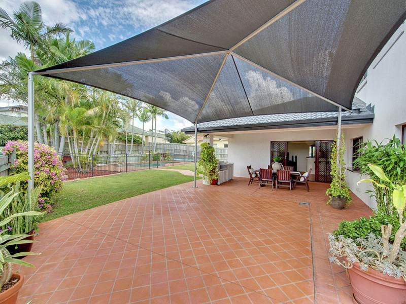 3 Beaulieu Crescent, Carindale QLD 4152