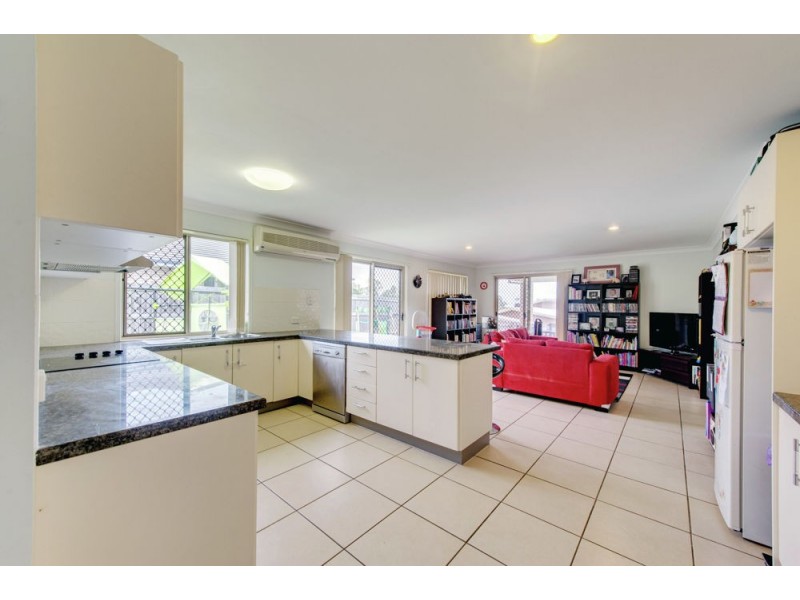 216 Edwards Street, Raceview QLD 4305