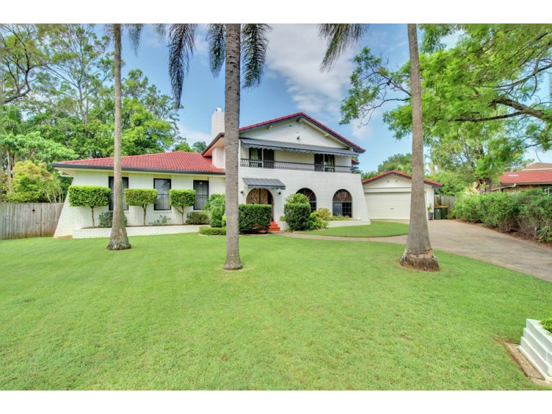 3 Manara Place, Eight Mile Plains QLD 4113