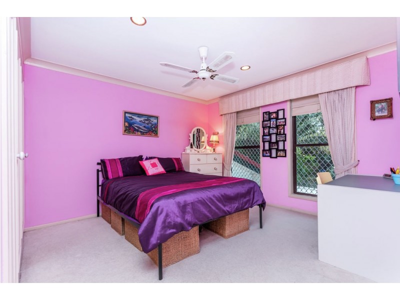 3 Manara Place, Eight Mile Plains QLD 4113