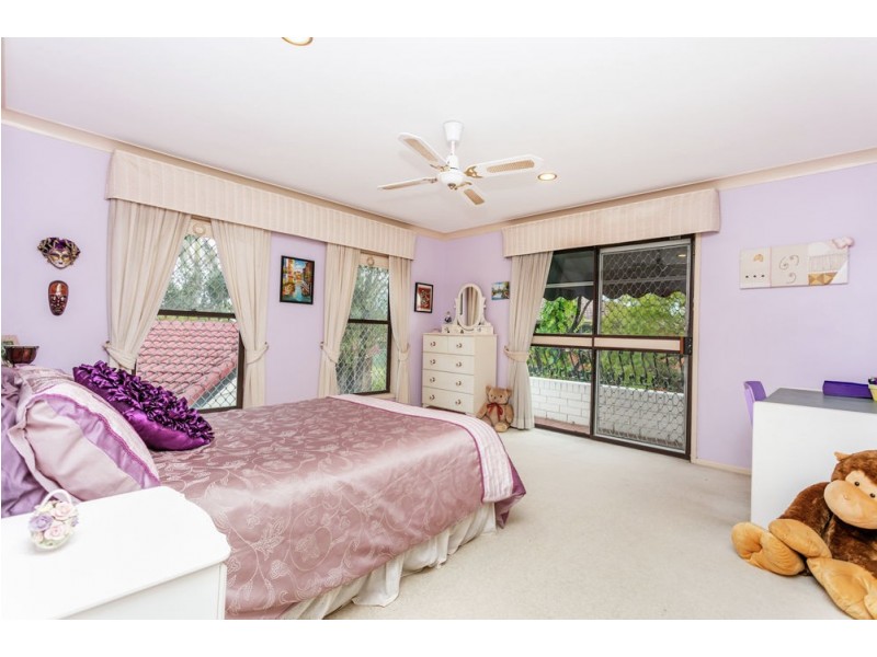 3 Manara Place, Eight Mile Plains QLD 4113