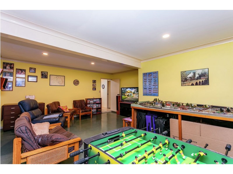 3 Manara Place, Eight Mile Plains QLD 4113