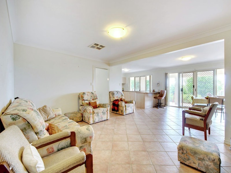 11 Outlook Place, Kuraby QLD 4112