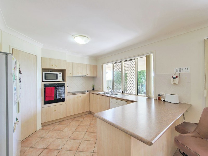 11 Outlook Place, Kuraby QLD 4112