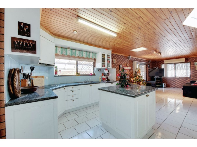 12 Dome Street, Eight Mile Plains QLD 4113