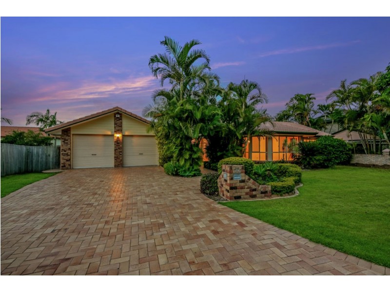 19 Jacaranda Place, Eight Mile Plains QLD 4113