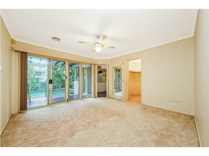 19 Jacaranda Place, Eight Mile Plains QLD 4113