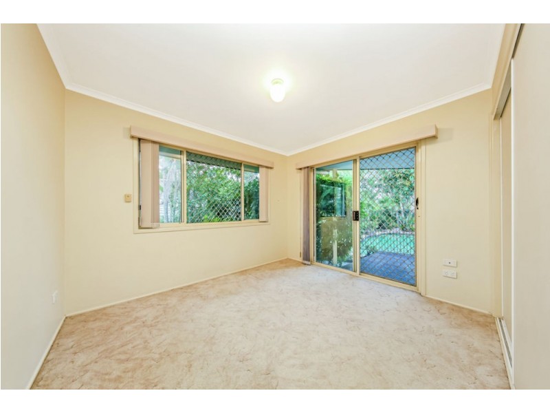 19 Jacaranda Place, Eight Mile Plains QLD 4113