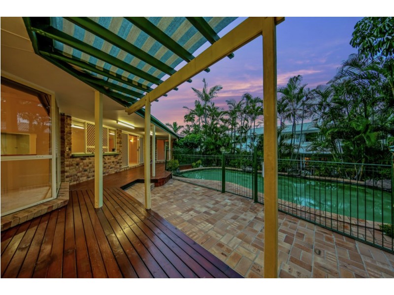 19 Jacaranda Place, Eight Mile Plains QLD 4113