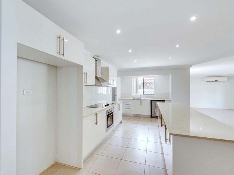 77 Bellevue Road, Goodna QLD 4300